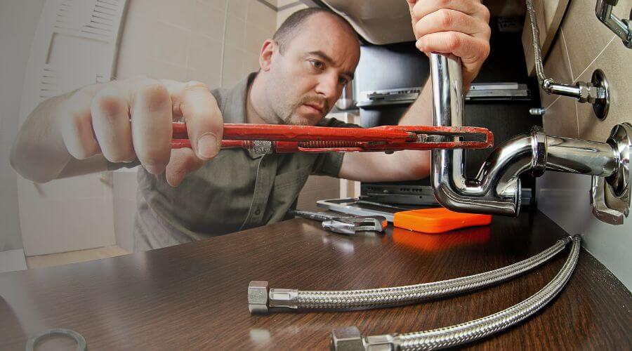 Expert burst pipe repair services in Marshall, MO
